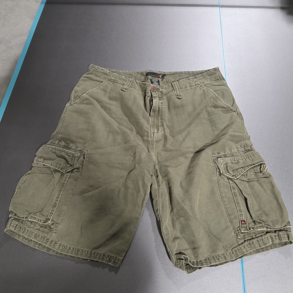 Quiksilver Men's Khaki Cargo Shorts